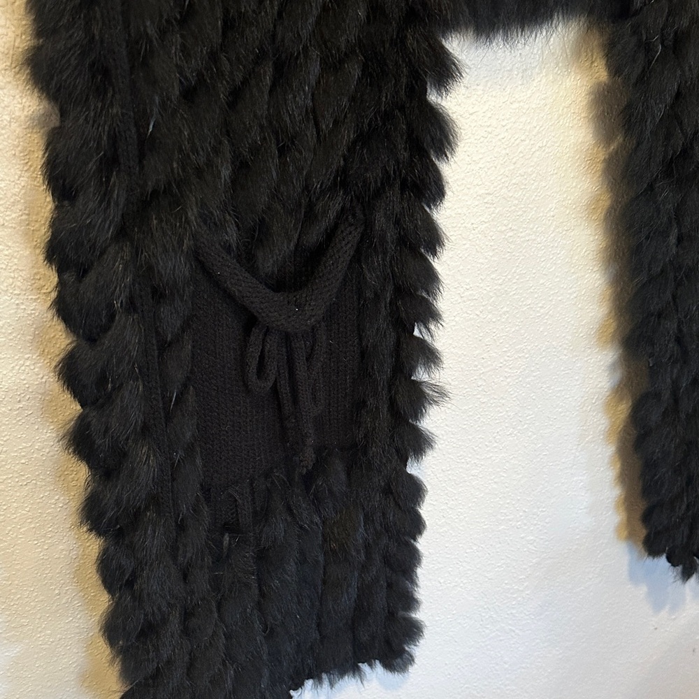John Fashion Black Woven Fur Vest with Woven Accents Size S - Picture 4 of 5